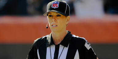 Sarah Thomas: Erste Frau Schiedsrichterin beim Super Bowl