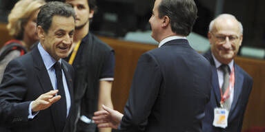 Sarkozy verweigert Cameron den Handschlag