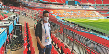 oe24-Reporter Philipp Scheichl im Wembley Stadium