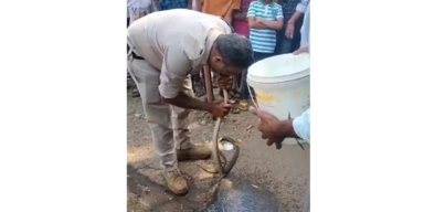 Atul Sharma the Snake lover Cop/Youtube