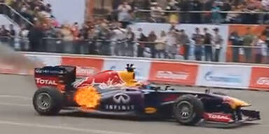 Vettel-Bolide geht in Flammen auf