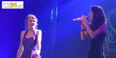 Taylor Swift singt mit Selena Gomez