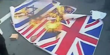 Iranische Studenten stürmen britische Botschaft