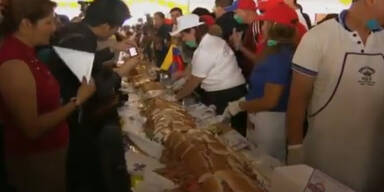 Mexikaner bauen 53 Meter langes Sandwich