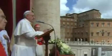 Papst Franziskus erteilt Segen 'Urbi et Orbi'