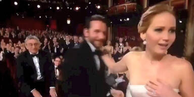 Jennifer Lawrence stürzt bei den Oscars