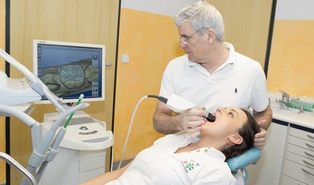 Dr. Guenter Tautscher