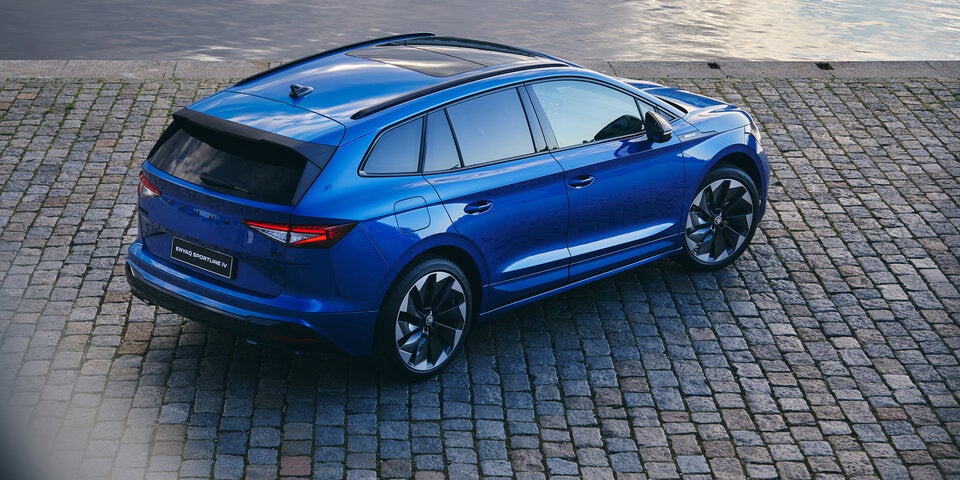 Skoda Enyaq iV: Sportline & Allradmodell starten