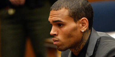 Chris Brown - Gefängnis & Kris Jenner's Fake Baby