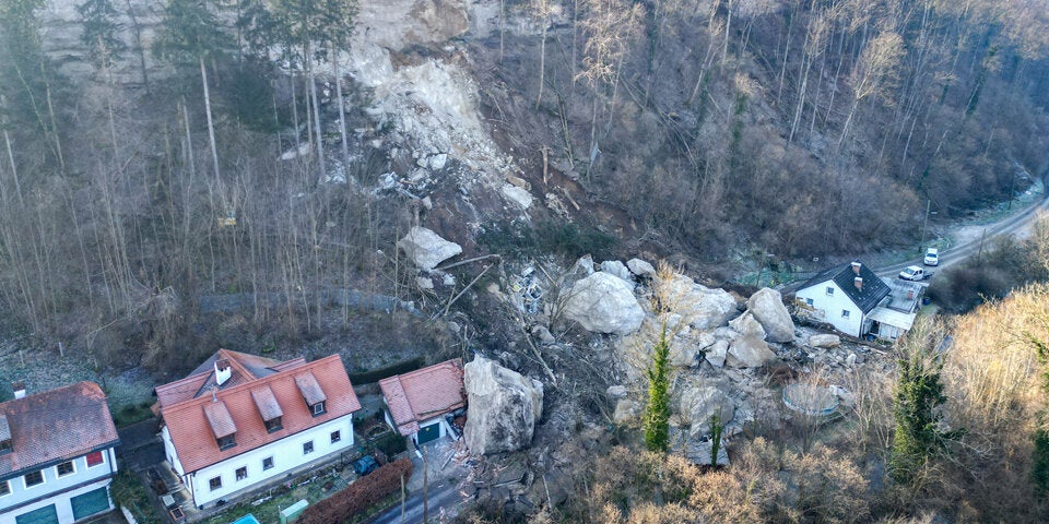 Nach Felssturz in Steyr bleiben Häuser unbewohnbar
