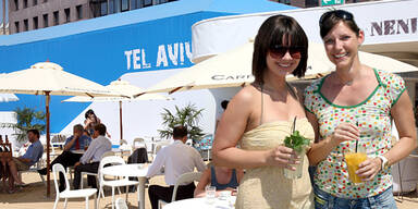 Tel-aviv-beach-im-August