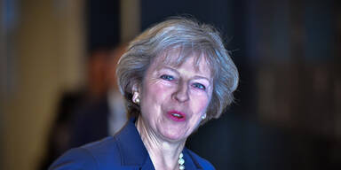Premierministerin May will Brexit vor Ende März einleiten