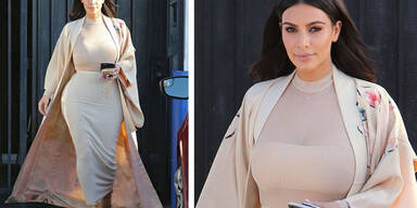 Kim Karsadhian im Presswurst-Look