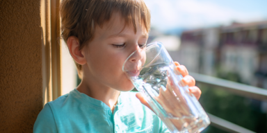 Dieses Trinkwasser könnte den IQ von Kindern senken