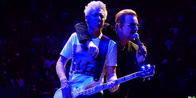 U2: Tourstart voller Überraschungen