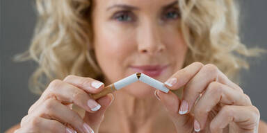 Rauchen erhöht Risiko für Zahnverlust deutlich