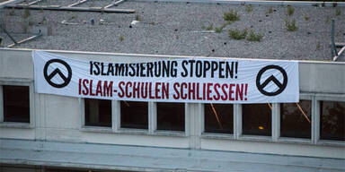 Identitäre protestieren gegen Islam-Schule in Wien