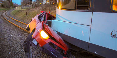 Deutschalndsberg Unfall Auto Zug