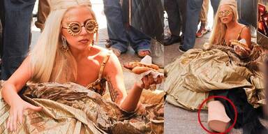 Lady Gaga: Sturz auf irre hohen Schuhen