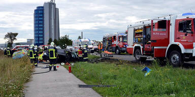 Unfall Eisenstadt-Umgebung L212 Vater tot. Kind schwer verletzt