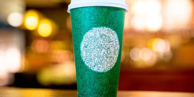 Dieser Starbucks-Becher sorgt für einen Riesen-Wirbel