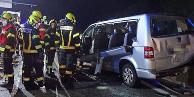 Zwei Tote bei Horror-Crash auf der A1