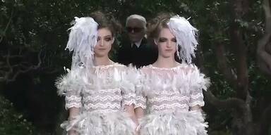 Lagerfeld provoziert bei Pariser Fashion Week