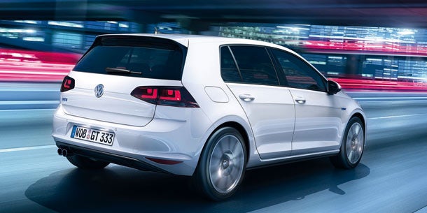 VW Golf GTE mit Plug-in-Hybrid startet