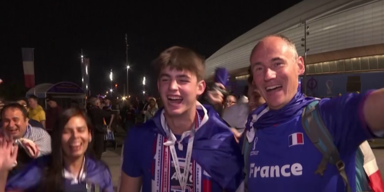 WM 2022 Fanatische Frankreich-Fans feiern.png