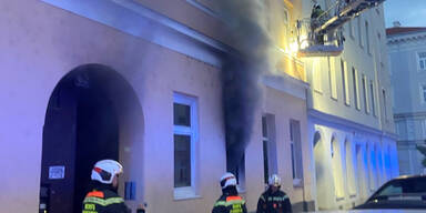 Mehrparteienhaus in Wien-Währing wegen Feuers evakuiert