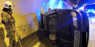 Lenker flüchtete nach spektakulärem Tunnel-Unfall