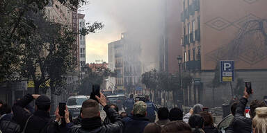 Madrid Explosion - mehrstöckiges Gebäude zerstört