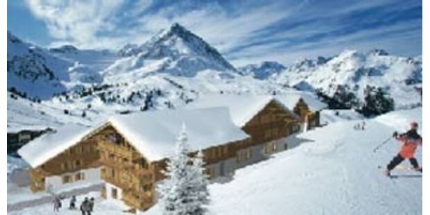 Neues Luxus-Feriendomizil in den Alpen