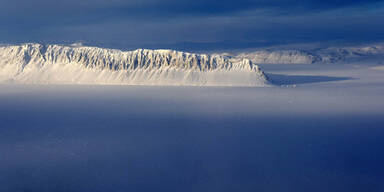 Mysteriöse Form in Antarktis-Eis entdeckt