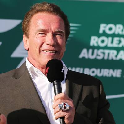 Schwarzenegger interviewt F1-Stars