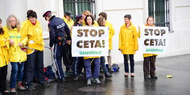 NGOs auf den Barrikaden: Parlament winkt CETA durch