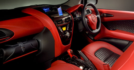 Aston Martin meint es mit dem Edel-IQ ernst