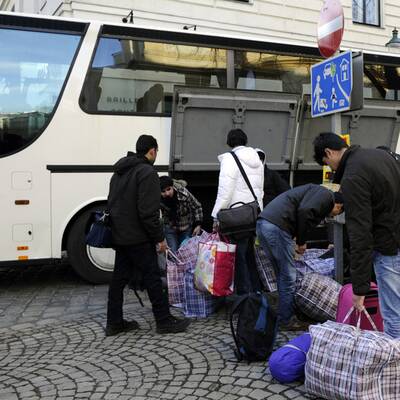 Asylwerber verlassen Votivkirche