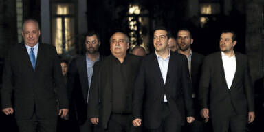 Tsipras übt den Aufstand gegen Troika