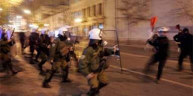 Wieder Ausschreitungen bei Demonstration in Athen