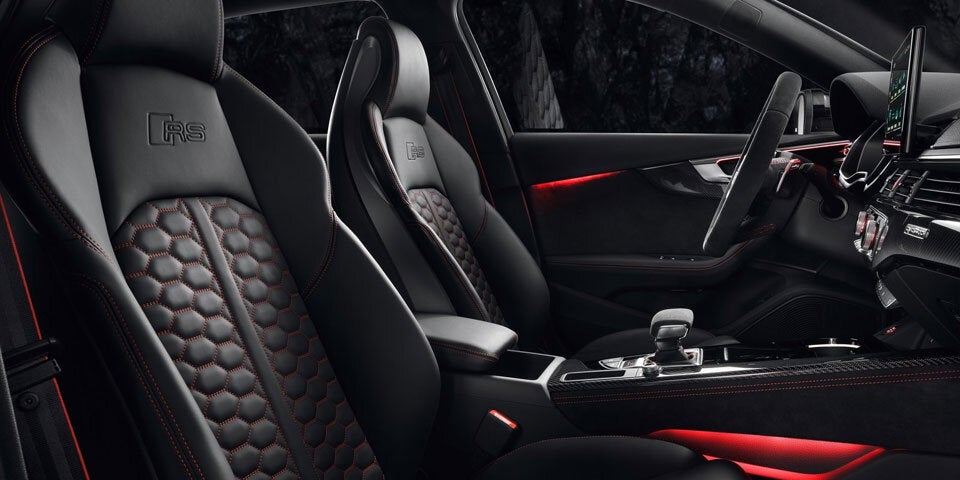 Audi greift mit