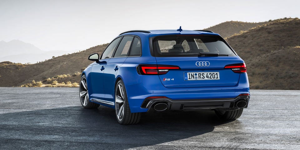 Audi greift mit dem neuen RS4 Avant an