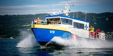 Rettungsboot V9 der Österreichischen Wasserrettung