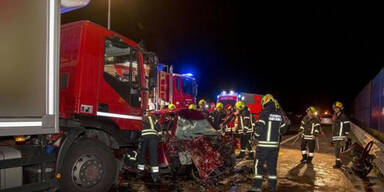 Horror-Crash bei Baden: Tödlicher Geisterfahrer-Unfall auf A2