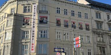 Banner in Wiener City für Israel-Geiseln