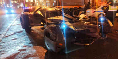 Polizei stoppte "Batmobil" auf Stadtautobahn