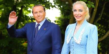Berlusconi heiratet 53 Jahre jüngere Freundin