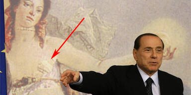 Berlusconi lässt nackte Brüste übermalen
