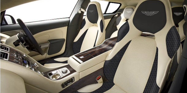 Bertone baut einen Aston Martin Kombi