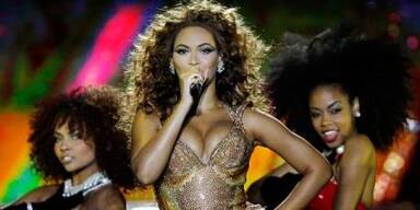 Beyoncé glänzte und ließ Po & Höschen blitzen